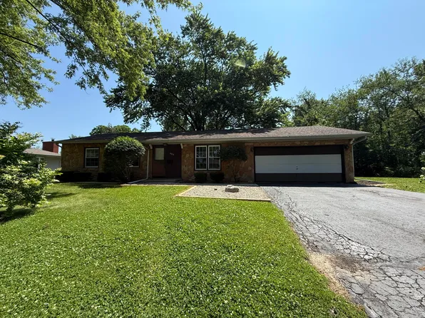 253 Butternut Ln, Valparaiso, IN 46383