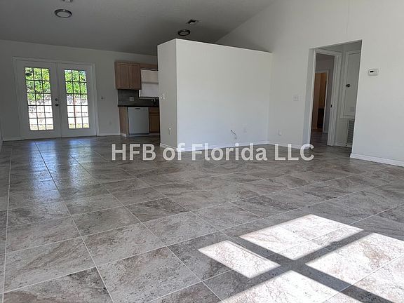 4th image of 946 7th Pl
