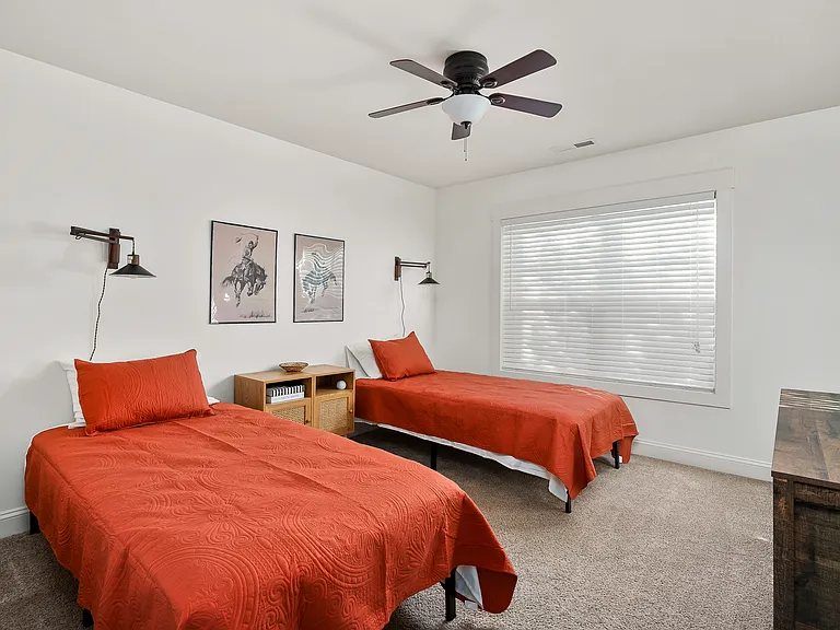 13 McAdoo Ave — Photo 5