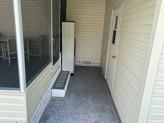 5th image of 28235 River Run Dr