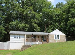 37 Morris Loop Rd, Marietta, OH 45750