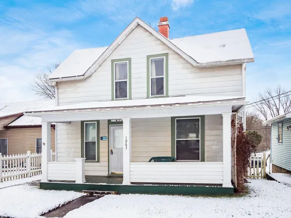 1063 Columbus St, Harrisburg, OH 43126