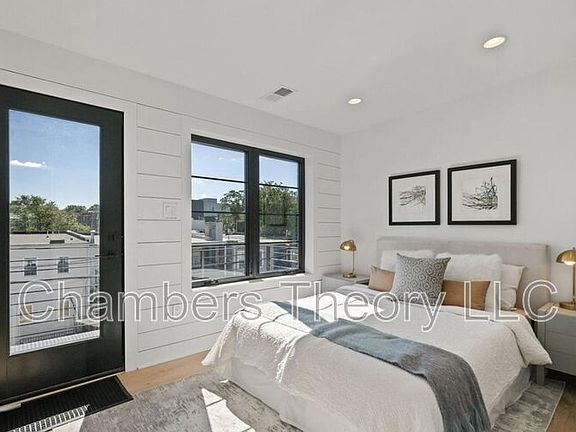 2nd image of 1635 Holbrook St NE APT 4
