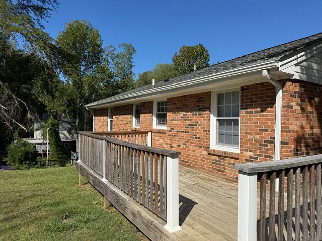 4 bed, 1600 sqft, $1,695 — Photo 4