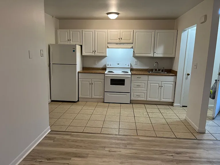 1 bedroom apartment — Photo 10