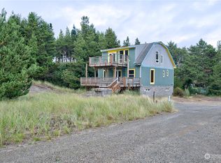 1015 227th Ln, Ocean Park, WA 98640
