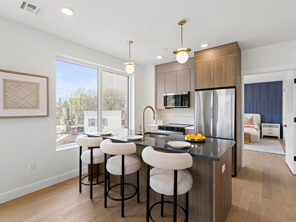 35 Orchard St #202