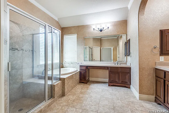 110 Evans Oak Ln — Photo 17