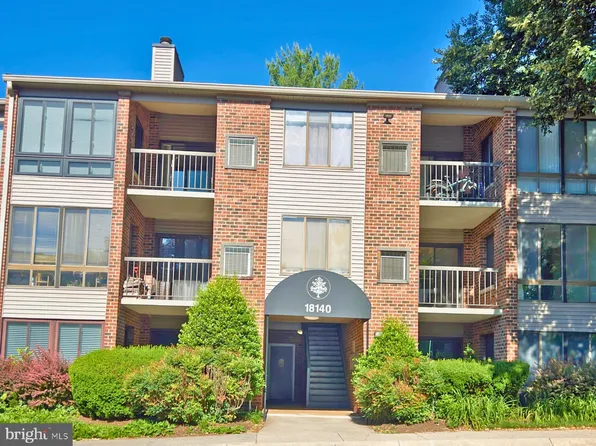 18140 Chalet Dr APT 204, Germantown, MD 20874