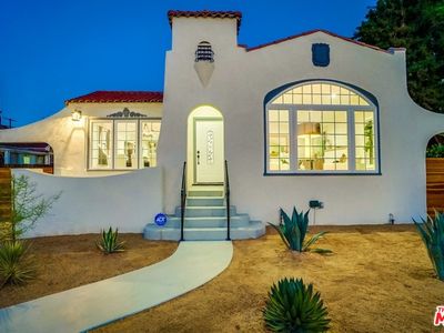 942 S Mullen Ave, Los Angeles, CA, 90019