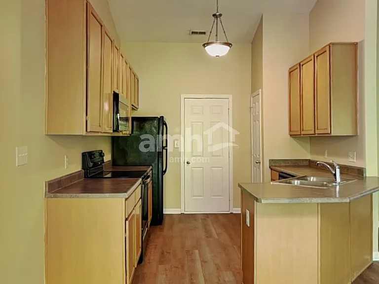 7103 Morello Ln — Photo 3
