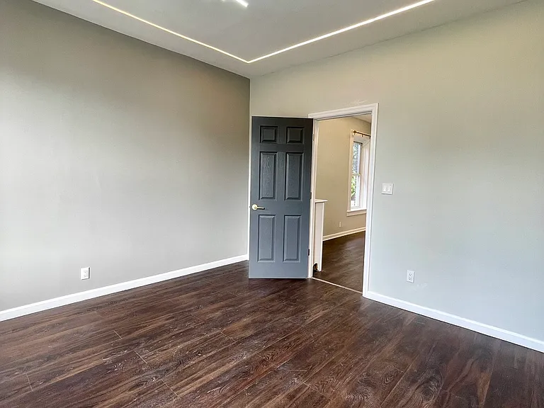 298 New York Ave #2 — Photo 3