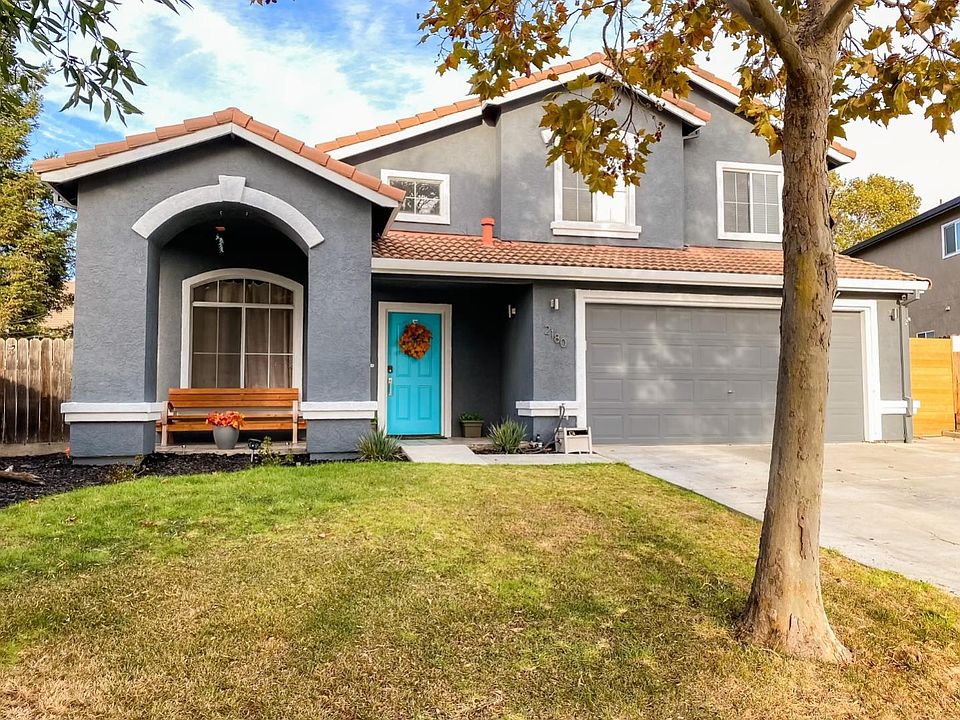 1st image of 2180 Spruce Dr