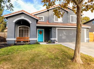 2180 Spruce Dr, Hollister, CA