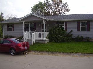 101 S Trussell Ave, Moravia, IA 52571