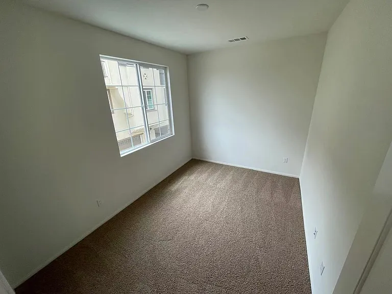 12170 Meridian Dr — Photo 15