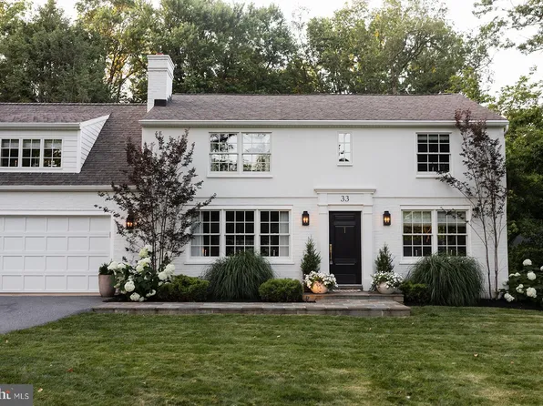 33 Conestoga Blvd, Lancaster, PA 17602