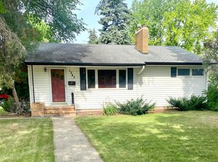 1747 6th St S, Fargo, ND 58103