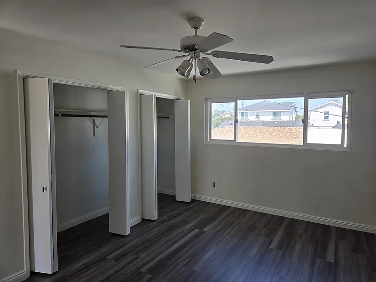 367 E 18th St #6 — Photo 15