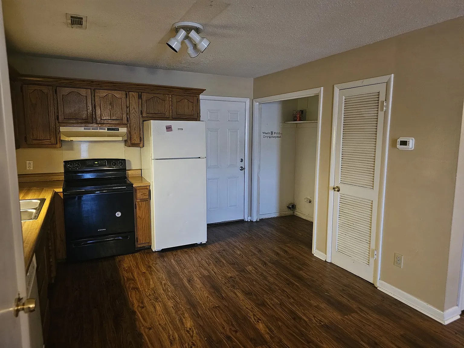 4437 Torrance Drive Northwest - D — Photo 4