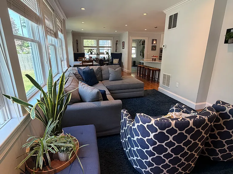 17 Cardinal St #17 — Photo 8