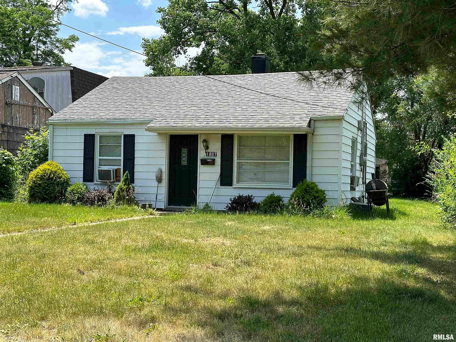 1807 N Underhill St photo 1