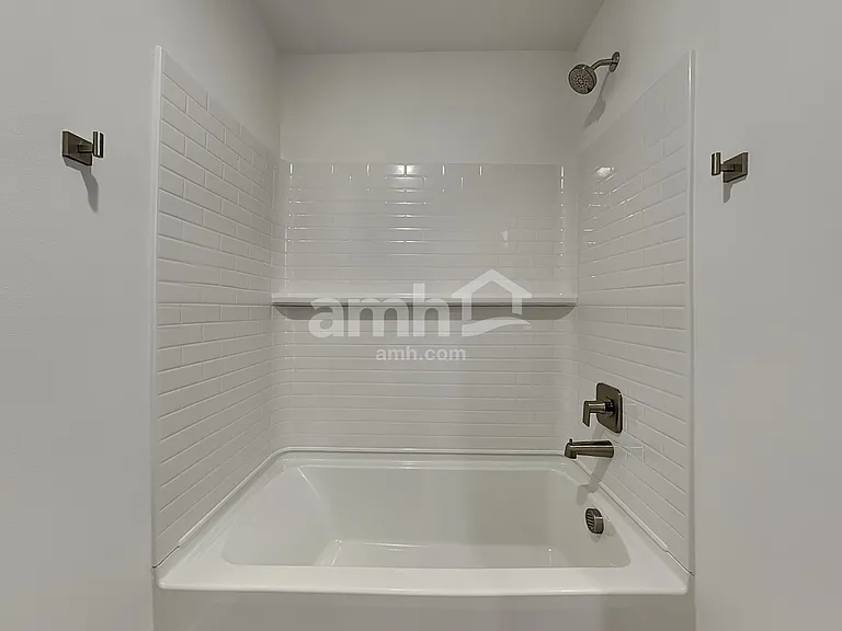 8002 Katriel Ct SW — Photo 24
