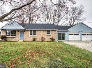 6428 York Rd, Spring Grove, PA 17362