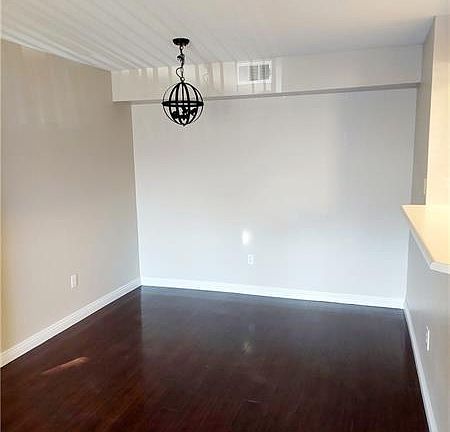 5th image of 1140 N Buffalo Dr #1093
