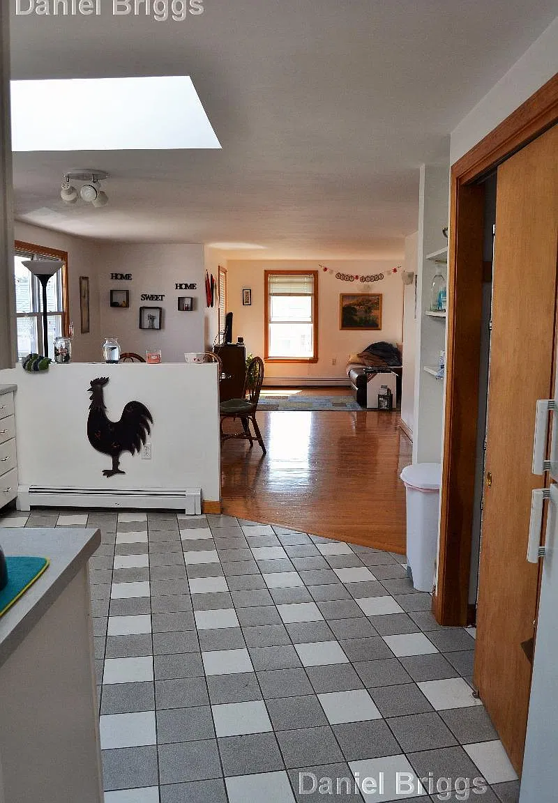 3 bed, 1.0 bath, $3,100 — Photo 4