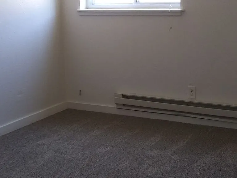 222 Jefferson St — Photo 6