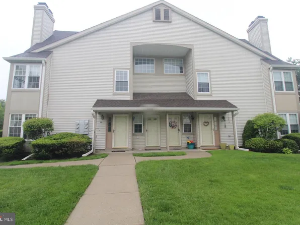 262 Andover Pl, Robbinsville, NJ 08691