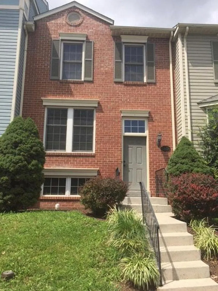 Building Photo - 2434 Dunmore Ct