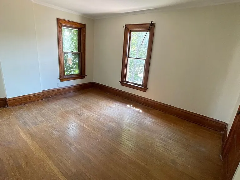 149 E 13th Ave — Photo 13