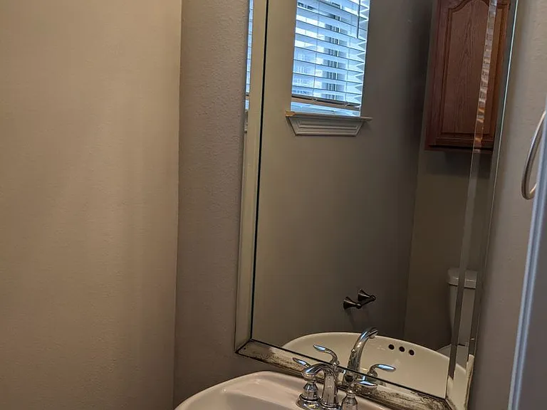 5805 Thompson Pl — Photo 10