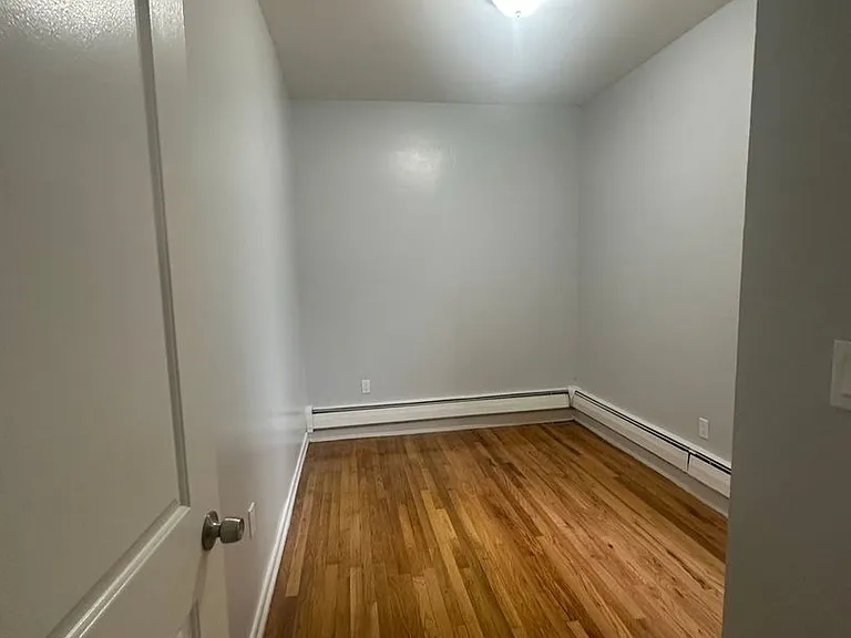 810 - OM-810 West Street LLC — Photo 3