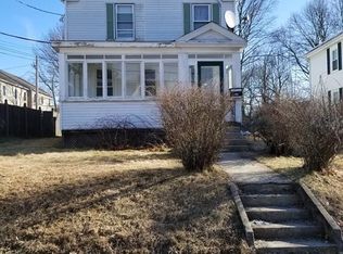 102 Maple St #1, Needham, MA 02492