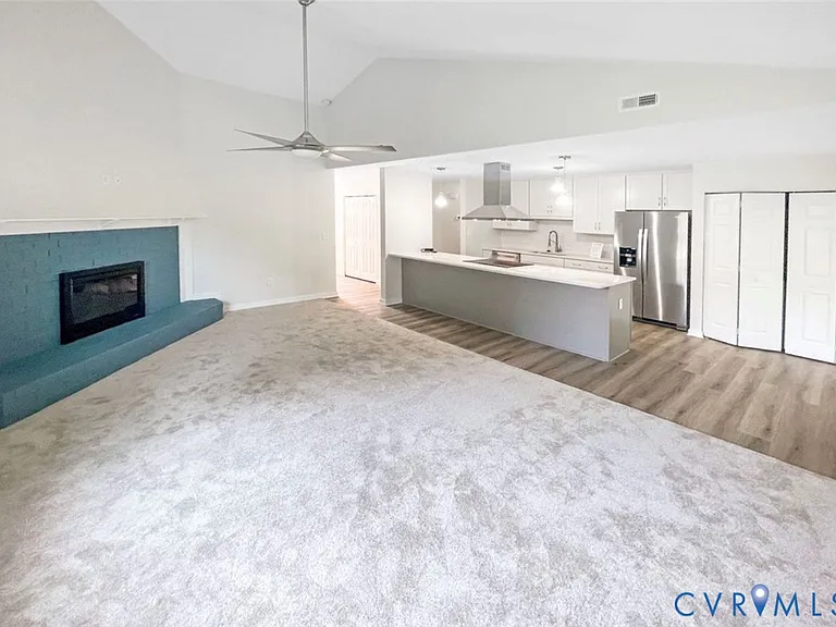 7905 Tamarind Dr — Photo 4