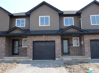 76 Almond St, Welland, ON L3B3P8