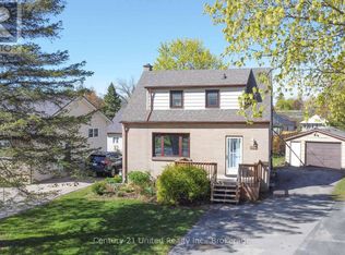 819 Argyle St, Peterborough, ON K9H5T4