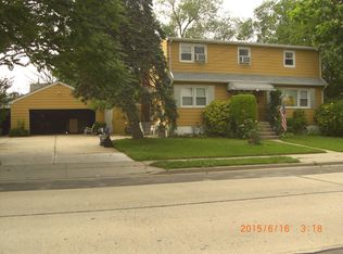 24 Satterie Ave, Valley Stream, NY 11580