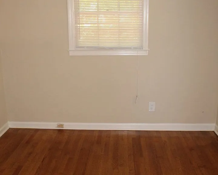 218 Cochran Rd — Photo 14