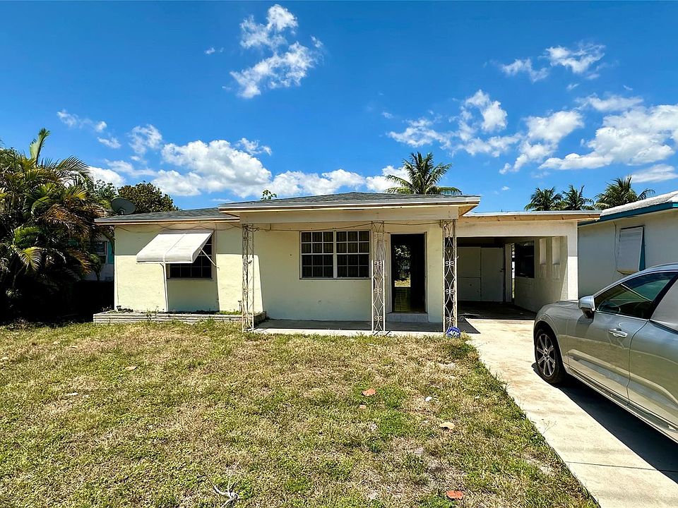 1st image of 112 SW 2nd Avenue
