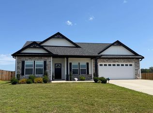 215 R C Thompson Rd, Chesnee, SC 29323