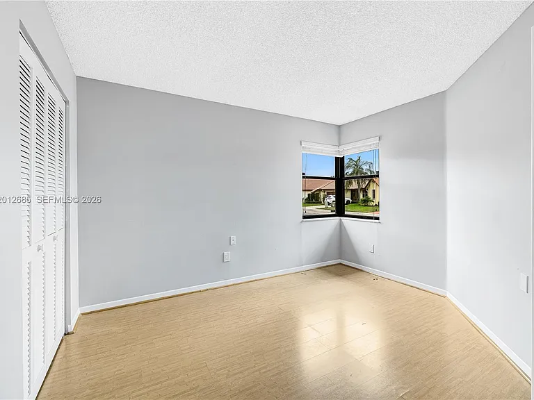11301 SW 4th St — Photo 13