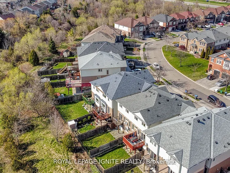 50 Marycroft Ct #UPPER — Photo 25