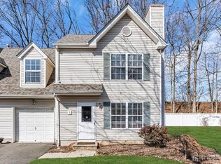 620 Grove St UNIT 9, Dunellen, NJ 08812