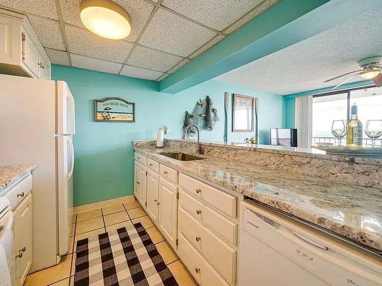 901 S Lake Park Blvd — Photo 15