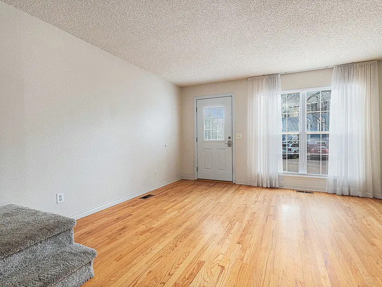 10587 W Dartmouth Ave — Photo 8