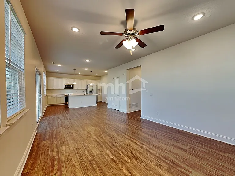 8331 Merlin Dr — Photo 7